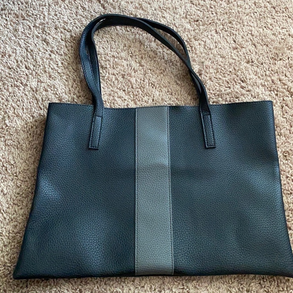 Vince Camuto tote